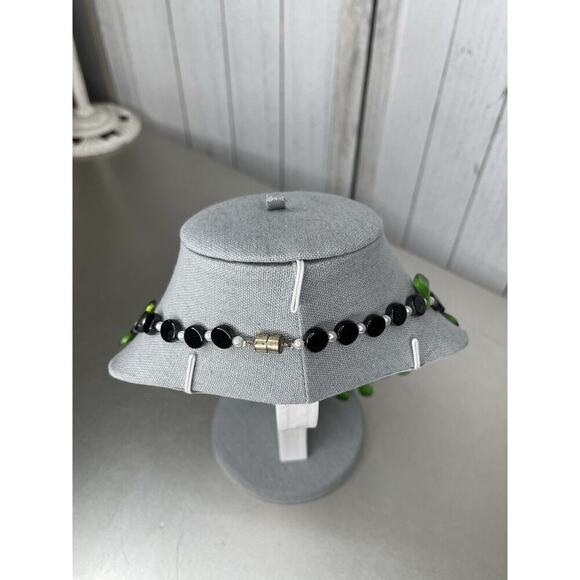 Vintage BEADED STATEMENT NECKLACE Green Black Unique - Picture 2 of 4